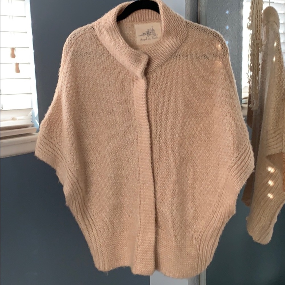 🎉SOLD!🎉 Anthropologie Angel of the North sweater, small